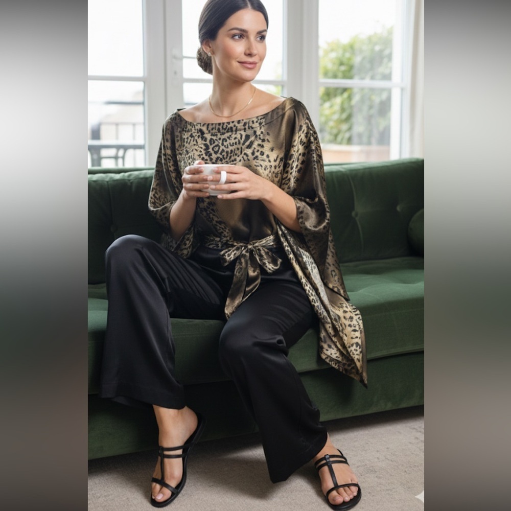 KAELIN MAX II Leopard Print Satin Tunic Top